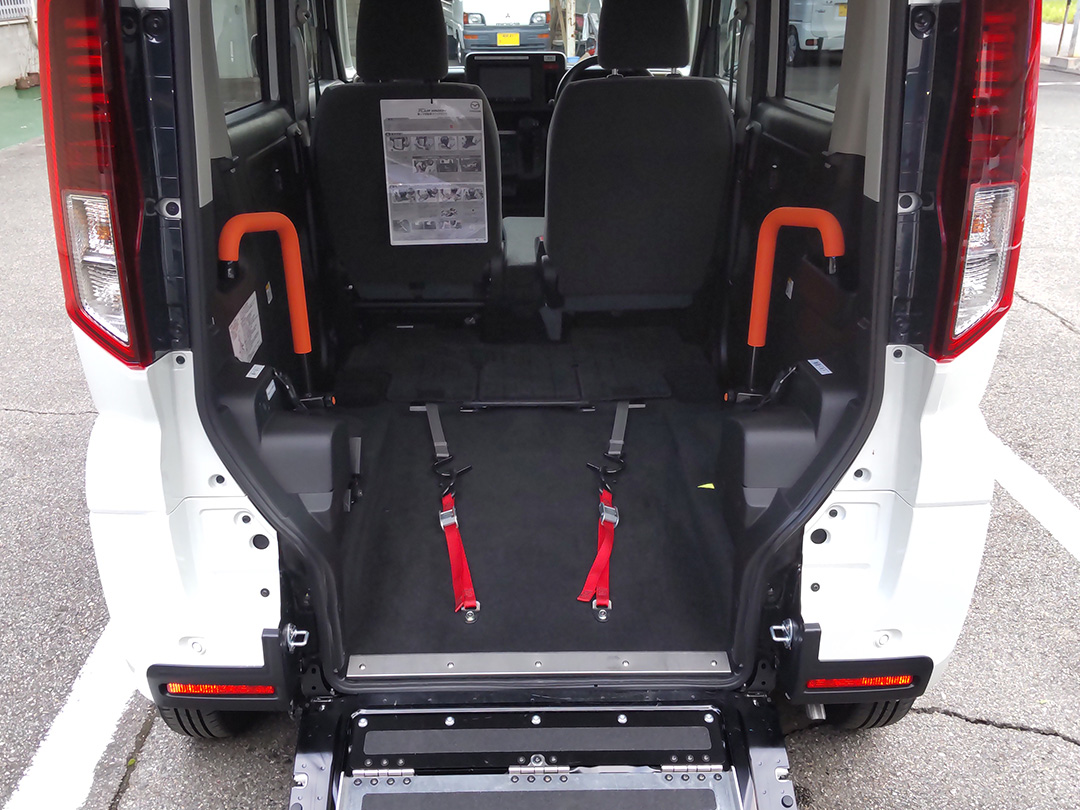 フレアワゴン 後部